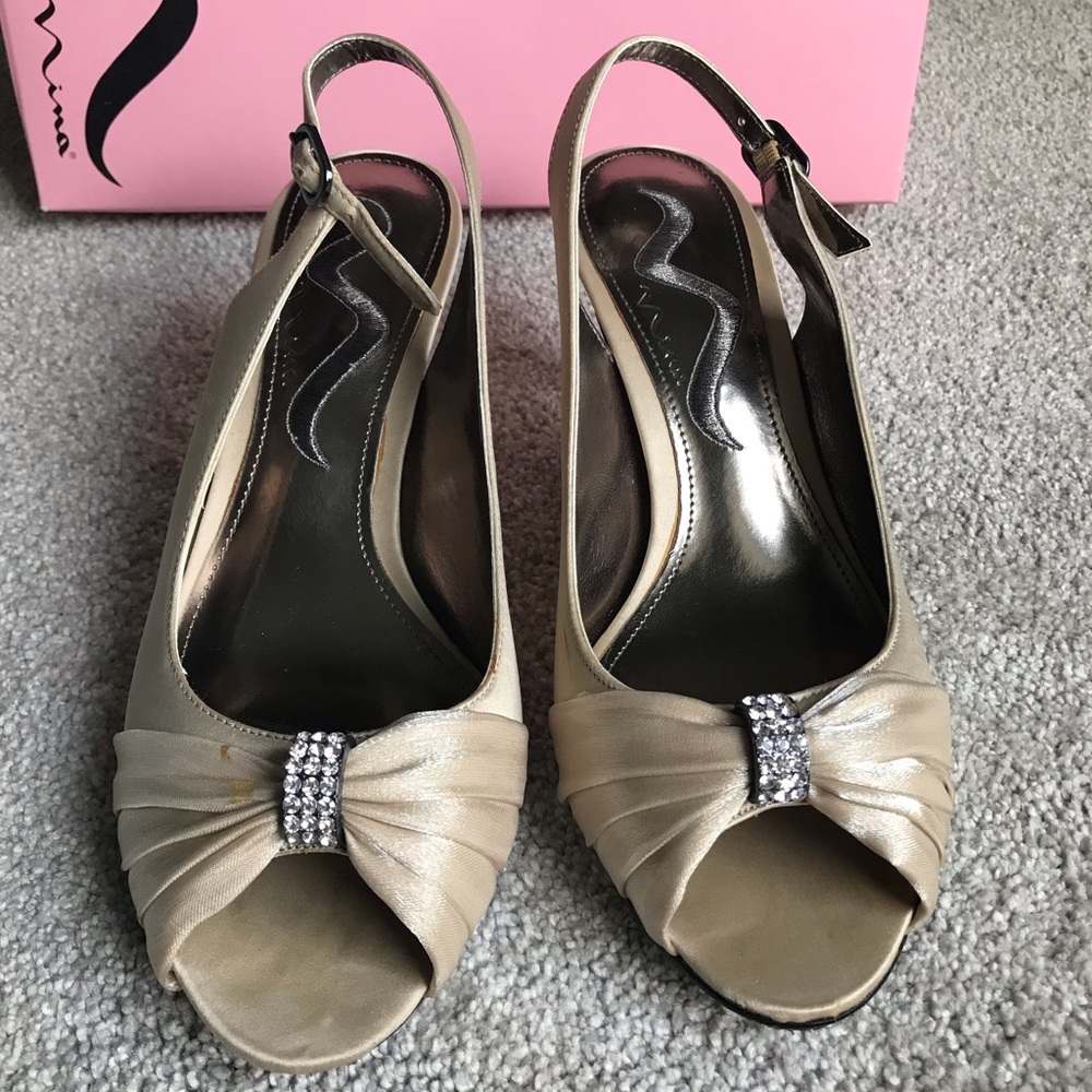 Nina Nude sling back low heel open toe pumps 6.5